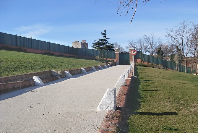 Le glacis de la citadelle